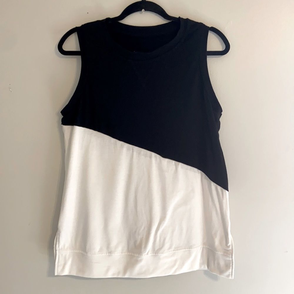 Black & White Sleeveless Round Neck Tank Top